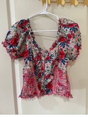 Love Shack Fancy Bryant Blouse in the "Rush of Red" floral size 6